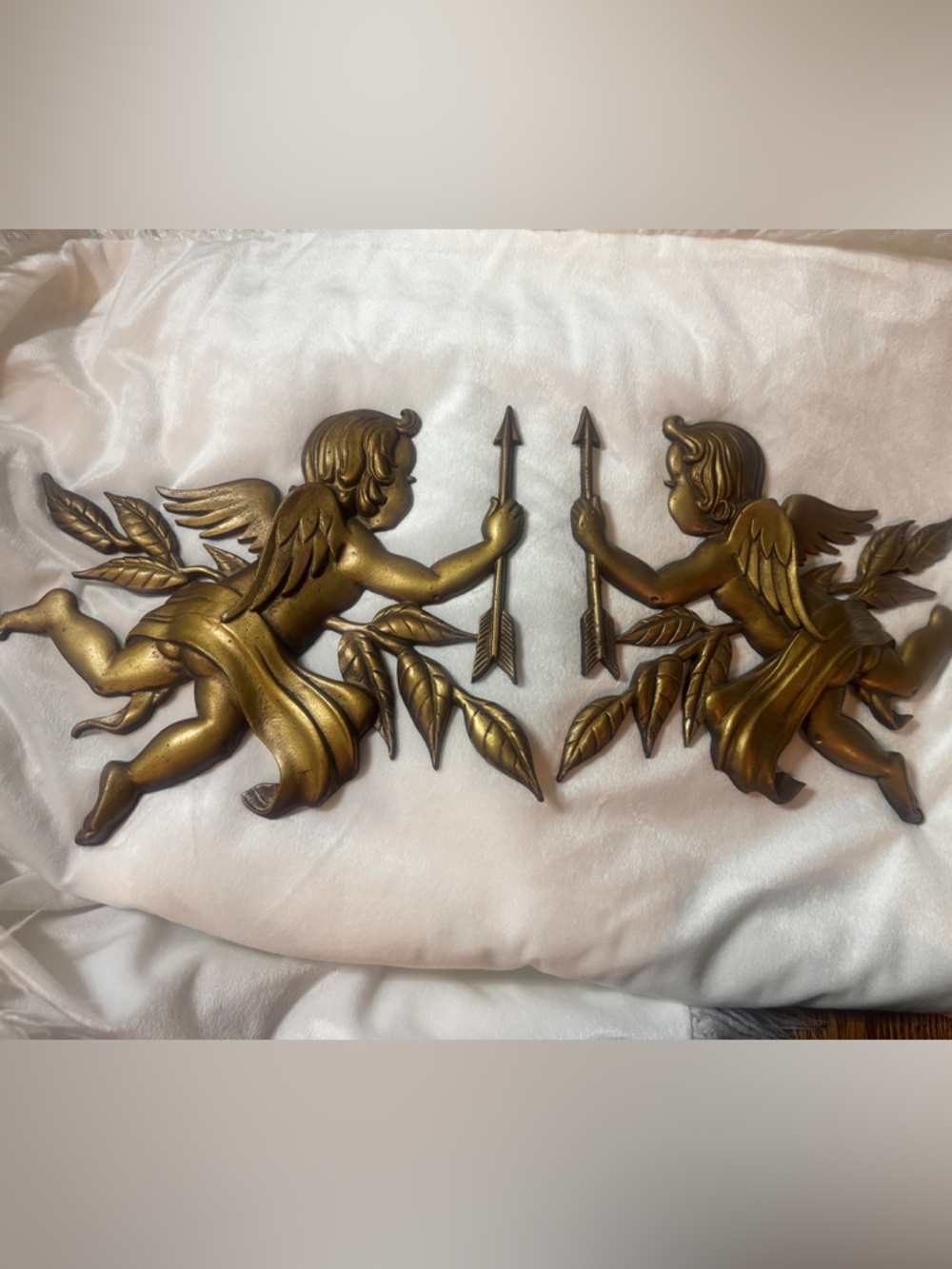 Vintage-Style Gold Cherub Wall Décor Pair